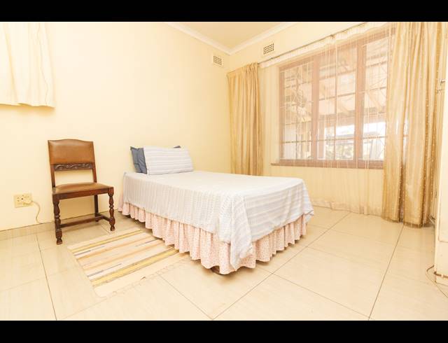 4 BEDROOM FREESTANDING FOR SALE IN MOUNT VERNON